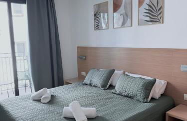 Costa Suite Beach, Pool and Parking - Foto 11