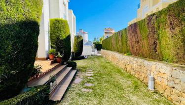 Modern 2 bedroom apartment 5mins from golf course - Foto 2, Garden