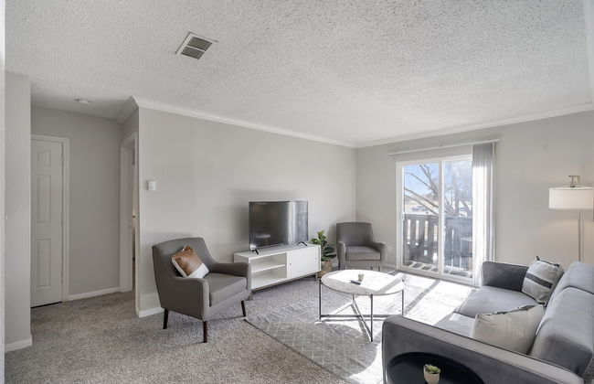 Lovely Midland Getaway With Fitness Center - Foto 16