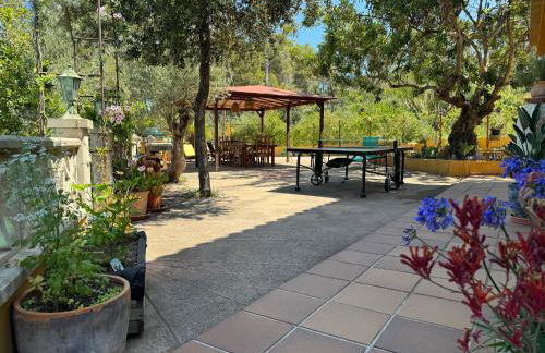 Tranquil Mallorca Villa Seaside Getaway with Pool - Foto 21