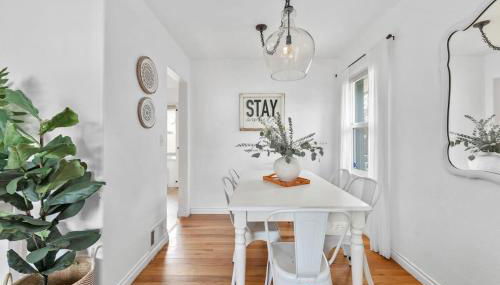 Stylish & Bright 4BR - Close To Whitworth - Foto 2