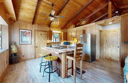 Lakefront Cabin Retreat (Cabins A & B) - Foto 10