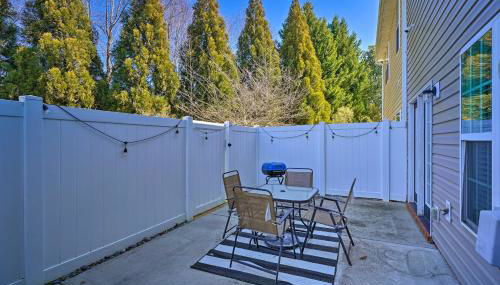 Charming Greensboro Townhouse with Back Patio! - Foto 3