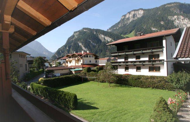4 bedroom House in Mayrhofen with garden and terrace - Photo 11