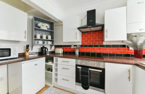 Fabulous 3 Bedroom House Near Black Country Museum Contractors & families - Foto 13