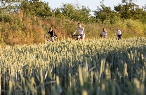 City to Country Retreat Luxury Cottage with Hot Tub - Foto 76