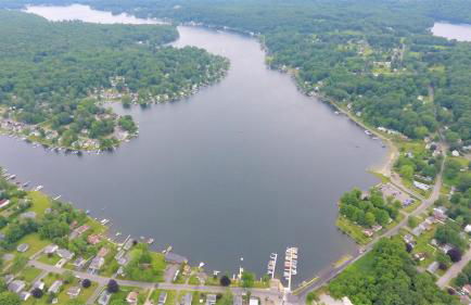 Waterfront Cottage at Highland Lake with Dock - Foto 11