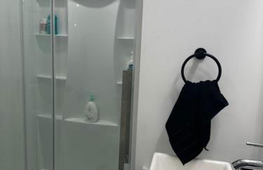 Luxury 2 bedroom basement - Foto 11