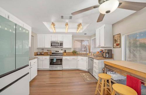 Spacious Modern Home Family or work WFH Friendly - Foto 18