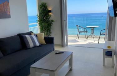 Playa Malagueta Vistas frontal al mar con 2 dormitorios - Photo 21