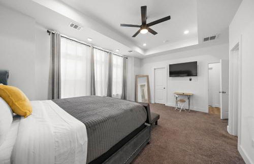 Luxury Home Near Med Center, Uptown & Downtown - Foto 7