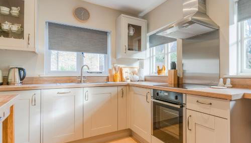 Corner Cottage - Photo 4