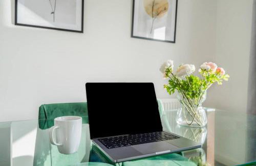 Wootton Perfect For Long Stays 3 Bedroom Parking - Foto 76