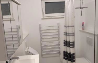 Moderne 2-Zimmer-Ferienwohnung in zentraler, ruhiger Lage - Foto 7