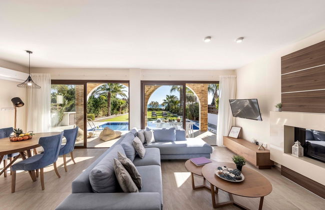 Ayia Napa Seafront Ionion Villa H5 - Photo 50