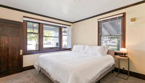 Quaint South Hill Home w Luxury King Bed and Wifi - Foto 2