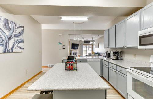 Lake Mills Retreat 1 Mi to Beaches and Dining! - Foto 9