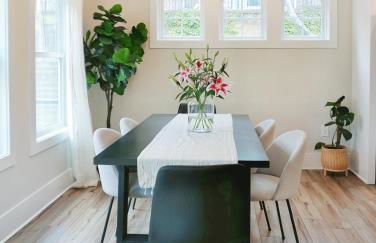 Cozy Cottage in the Heart of Huntersville - Foto 15