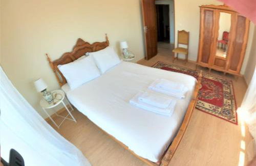 Caparica traditional V4 duplex apartment with pool Charneca da Caparica Lisboa - Foto 5