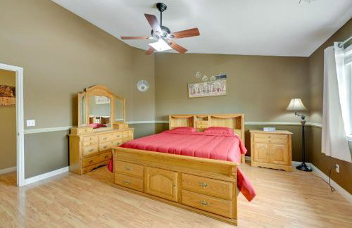 Porterville Getaway with Patio and Valley Views! - Foto 13