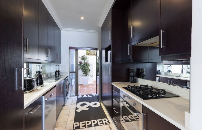 Clifton YOLO Spaces – Clifton Beachfront Apartments - Foto 36