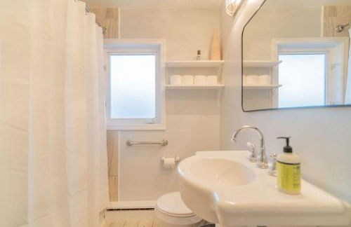 Taku's Contemporary & Stylish Private Retreat - Foto 60