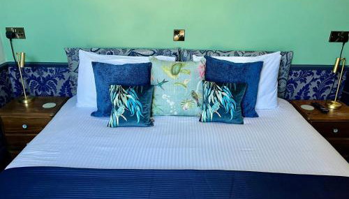 Atlantis Holiday Apartments - Foto 2, furniture, towels, wardrobe, heating