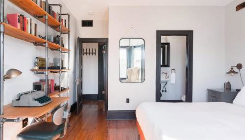 Industrial Loft Offers Historic Feel with Modern Amenities 3BR & 2BA #DCottage - Foto 5