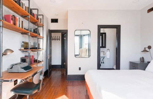 Industrial Loft Offers Historic Feel with Modern Amenities 3BR & 2BA #DCottage - Foto 5