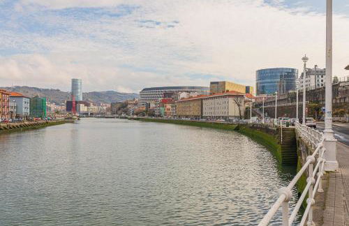 AkomodaT en apartamento luminoso junto al paseo de la ría - Foto 44