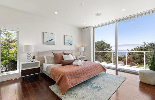 Marbella Lane - Cozy and Eccentric Design Home - Photo 3