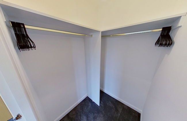 Orange Apartments Bothwell Road - Photo 3