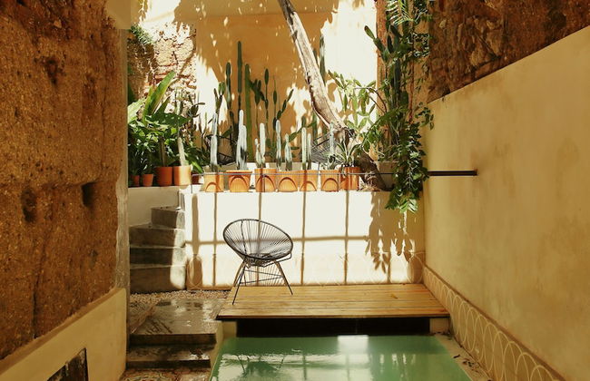 FIXIE LOFTS - Colonial Villa Suites with Pool - Foto 1