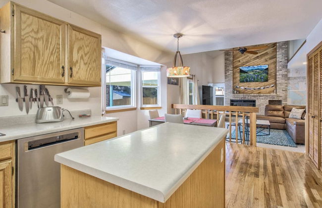 4BR Spacious & Comfortable Mid-term & Corporate Rental - Photo 56