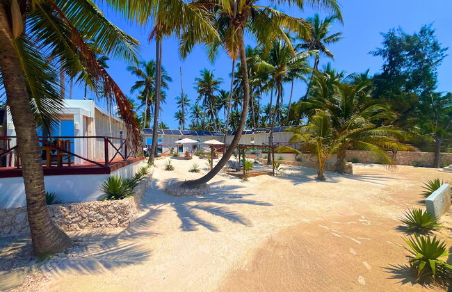 Zanzibar Beach House- South - Photo 40