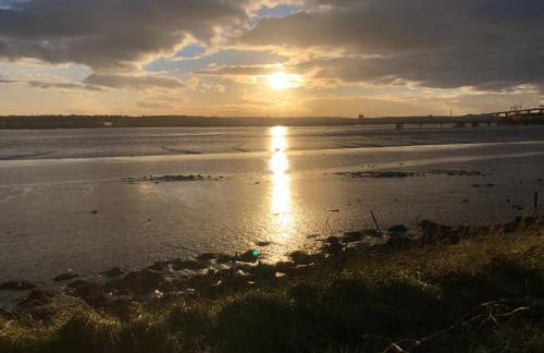 Lovely riverside flat - Foto 2