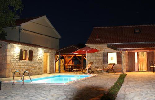 Family friendly house with a swimming pool Gluici, Krka - 11337 - Foto 15