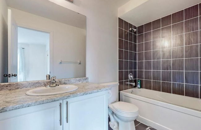 Elegant 3-bedroom House - Bowmanville - Foto 12