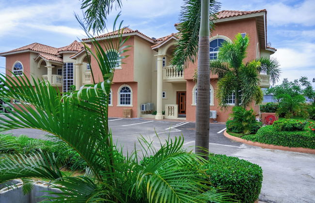 Summer Shades Villa at Legacy Townhouse - Photo 40