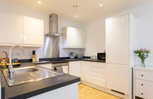 1 Bed Apartment - Redhill Central, Surrey, Gatwick #4 - Foto 10