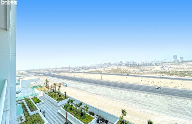 bnbme | Damac Hills Carson Tower | STUDIO - Photo 27