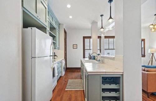 Historic, chic loft 3 blocks from The Strand in downtown Galveston - Foto 2