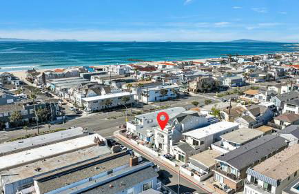 Beach Escape with Patio! 2 Min Walk to Sand & Surf - Foto 60