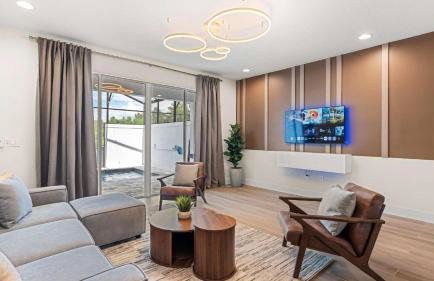 Upstay Pristine 3BR Home with Private Pool & BBQ - Foto 8