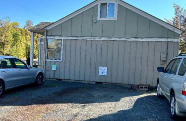 Monet Studio - Photo 10