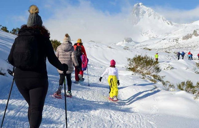 Paseo con raquetas de nieve por Fuentes de Invierno - Foto 2