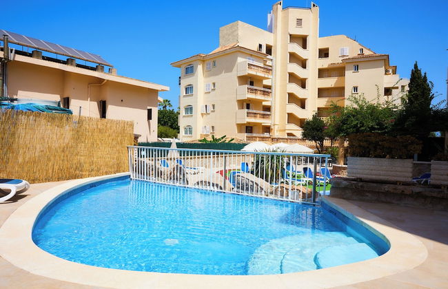 Sol y Mar Apartments - Photo 24