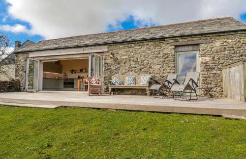 Roughtor Barn - Photo 1