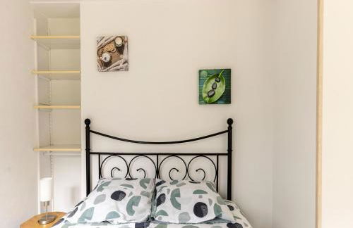 Sunlit Garden Escape Normandy - Foto 31