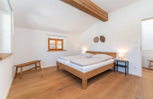 Chalet Kreuth II - Private Alpine Chalet next to Tegernsee for Family & Friends - including Sauna & free parking - Foto 14